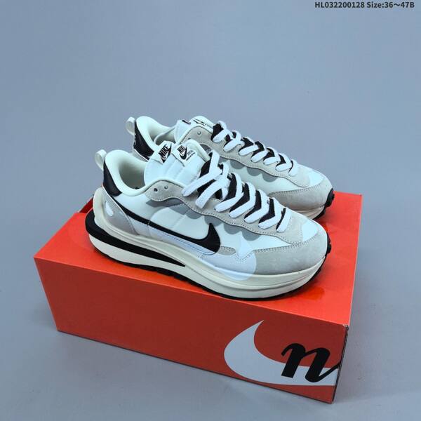 Nike Vaporwaffle Sacai white beige green EU 36-47 sneaker