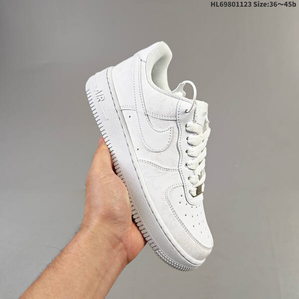 Nike Air Force 1 07 SE Forc lifestyle