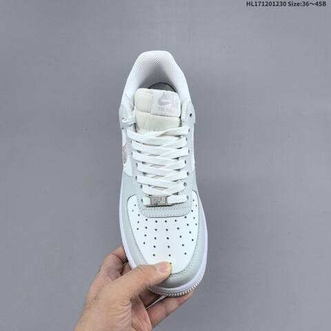 Nike Air Force 1 07 light grey white silver