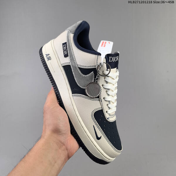 Nike Air Force 1 07 lifestyle
