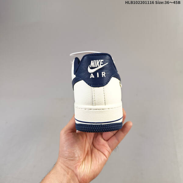 NIKE AIR FORCE 1 07 LV8 QW5836-027 lifestyle