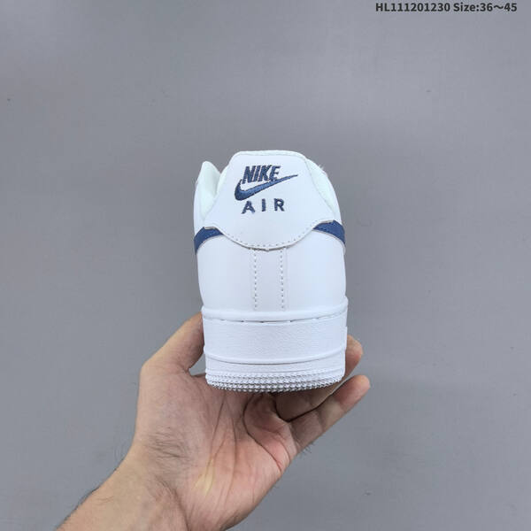 Nike Air Force 1 07 lifestyle