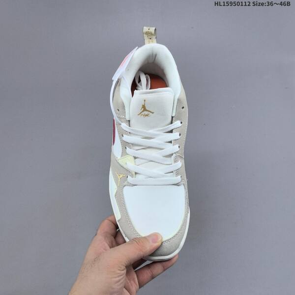 Jordan CMFT Era IQ9781-261 White/Light Beige/Burgundy/Coral EU 36-46 casual