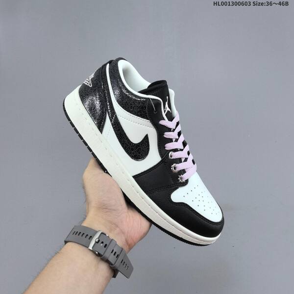 Jordan Air Jordan 1 Low black/white with pink laces 36~46B lifestyle