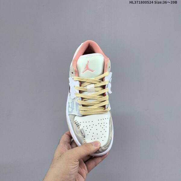 Nike Air Jordan 1 Low cream/pink/red/grey EU 36-39 lifestyle