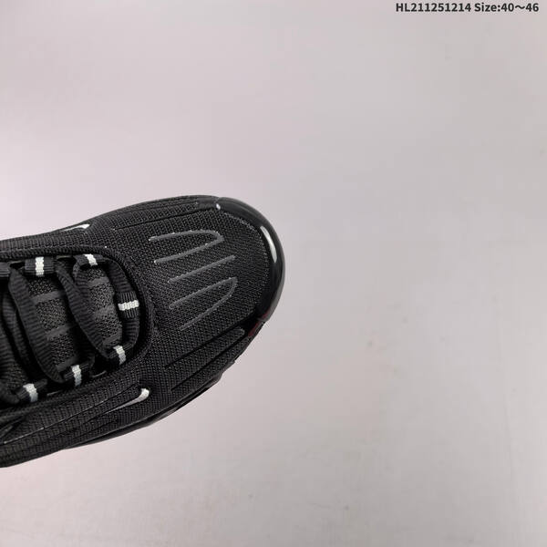 Nike Nike Air Max Plus Tuned Air TM DM3269 40 41 lifestyle
