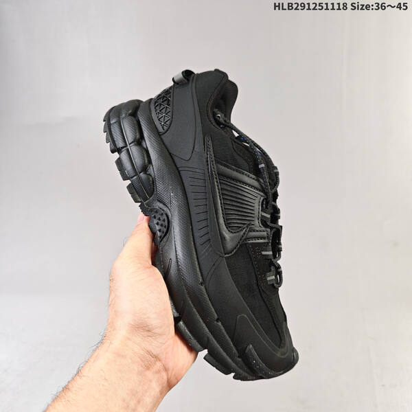 Nike Zoom Vomero Roam TPU lifestyle