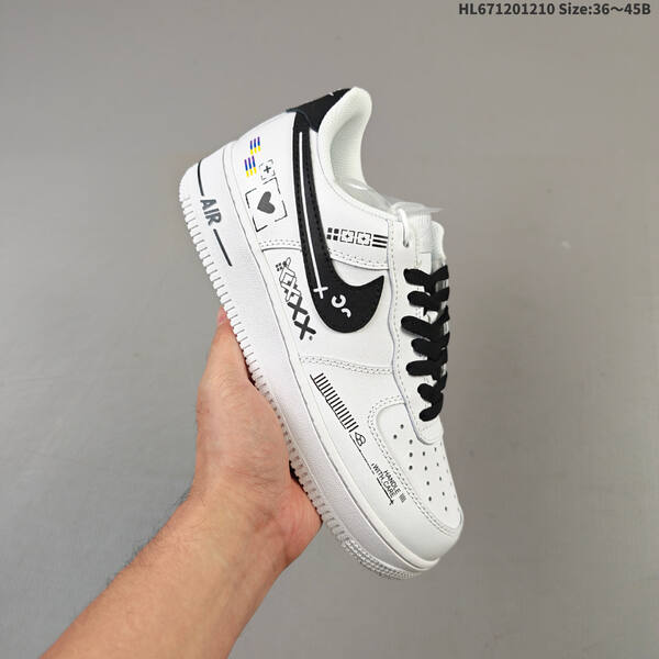 Nike AIR FORCE 1 07 lifestyle