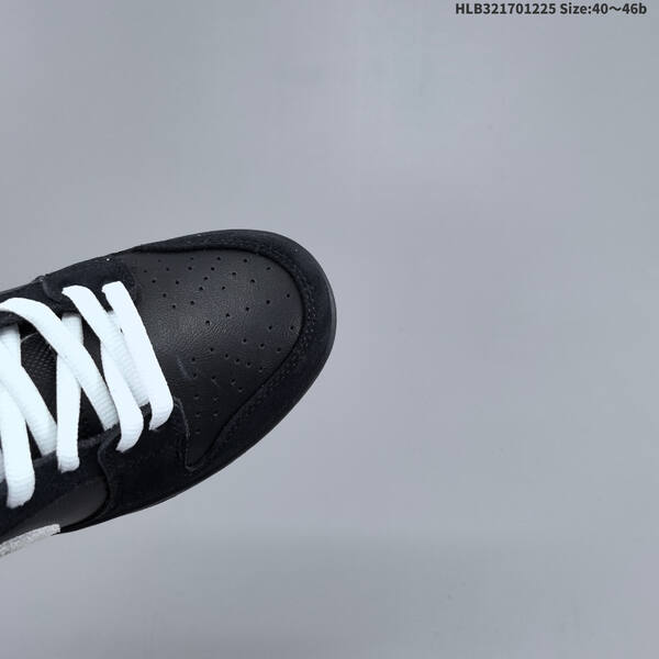 NIKE DUNK SB LOW lifestyle