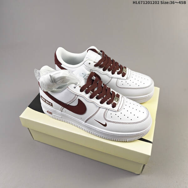 Nike Air Force 1 07 lifestyle