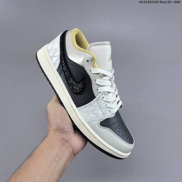 Jordan Air Jordan 1 Low SE white/lilac/cream EU 36-46 lifestyle