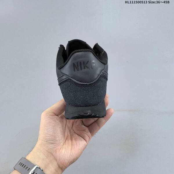 Nike Classic Cortez Cortez IR13 lifestyle
