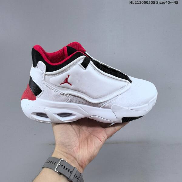 Jordan Max Aura 4 white/black/blue EU 40-45 basketball