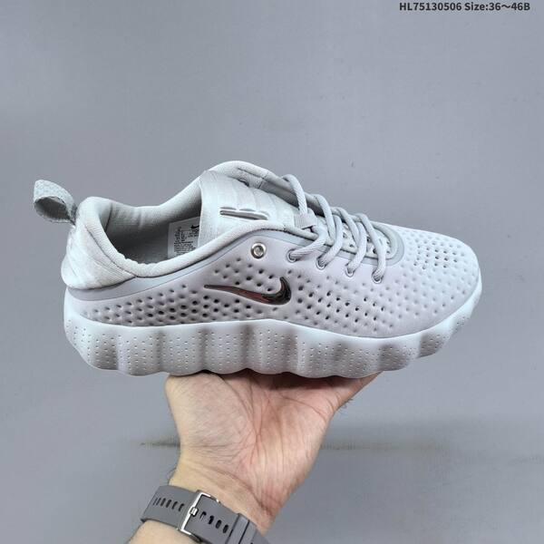 Nike HQ4308-003 grey black silver EU 36-46 running shoe