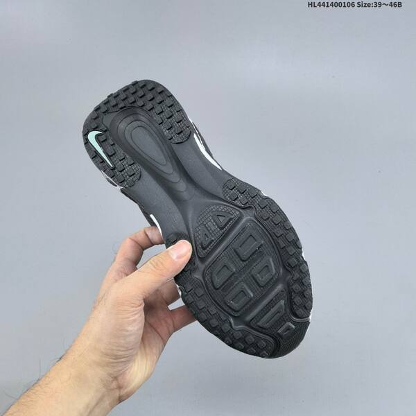 Nike Vomero 18 black silver mint EU 39-46 running shoe