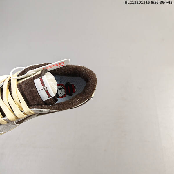 Jordan Air Jordan 1 Low x Travis Scott Brown/White/Cream EU 36-45 lifestyle