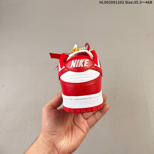 NIKE SB DUNK Nike Dunk SB Low SB Nike Dunk Low Retro lifestyle