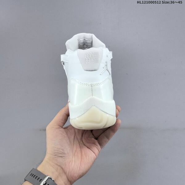 Jordan Air Jordan 11 Retro Sail/White EU 36-45 basketball