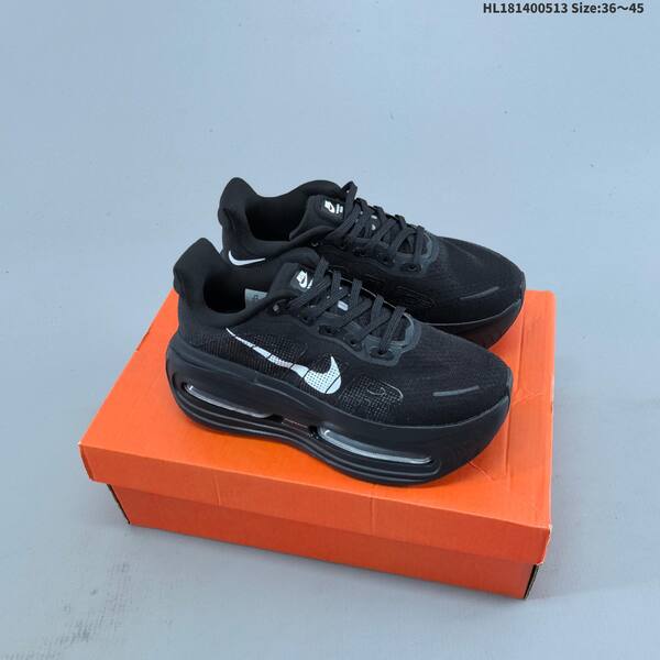 Nike VOMERO PREMIUM ReactX Air Zoom lifestyle