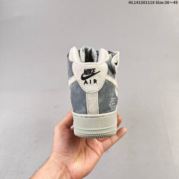 Nike AIR FORCE 1 07 For lifestyle