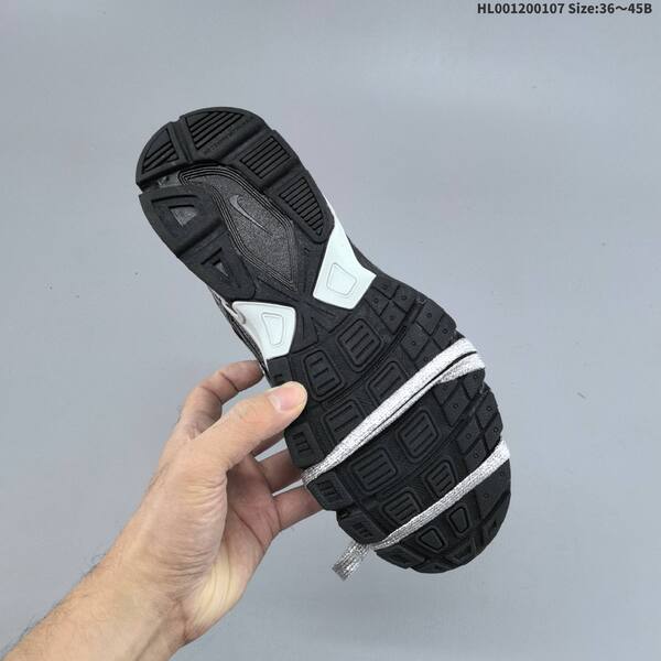 Nike Initiator black silver EU 36-45 running shoe