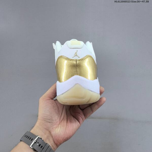 Jordan Air Jordan 11 Retro Low White/Gold EU 36-47.5 basketball
