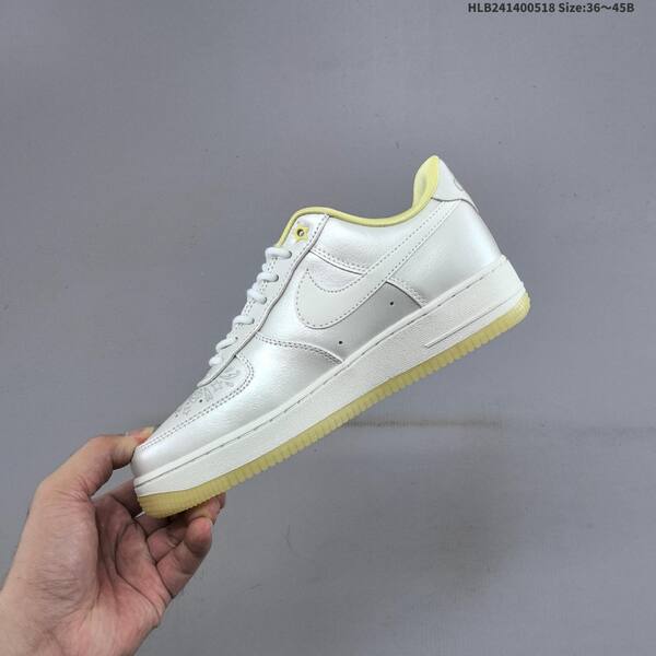 Nike Air Force 1 07 metallic silver pale yellow white EU 36-45 sneaker