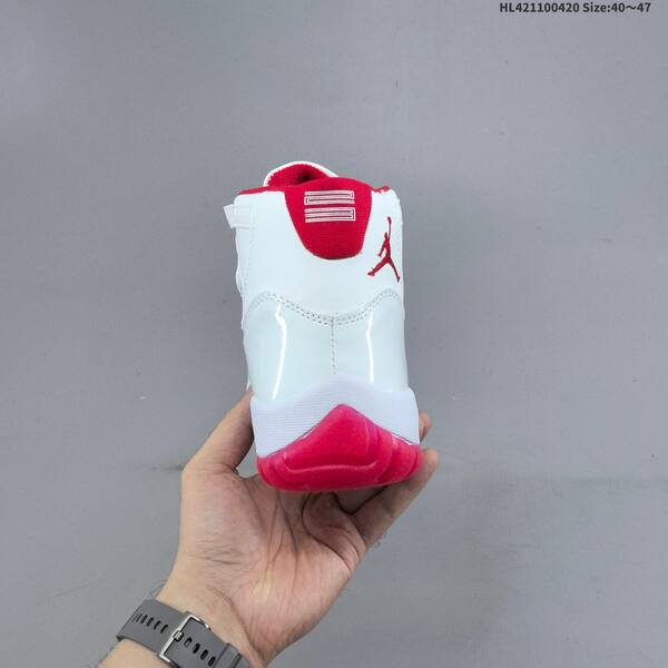 Jordan Air Jordan 11 white/red 40-47 basketball