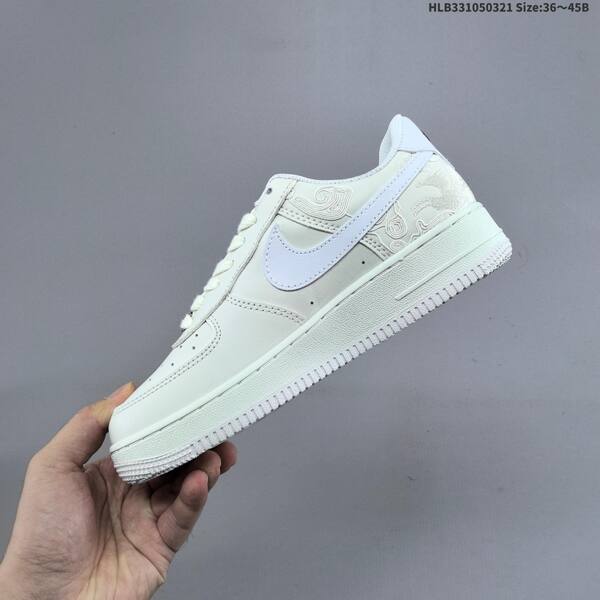 Nike Air Force 1 07 CNY IQ1119 011 off white white burgundy gold EU 36 45 sneaker EU 36-45