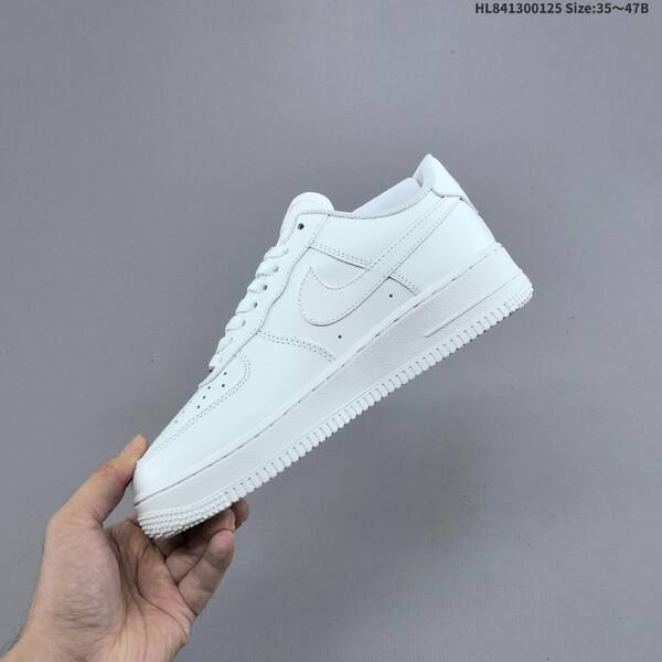 Nike Air Force 1 07 Low white black EU 35-47 sneaker