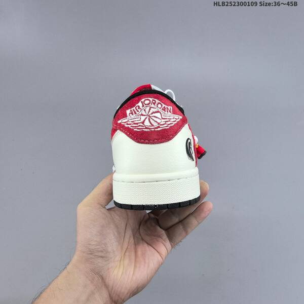 Nike Air Jordan 1 white/black/red 36~45B basketball