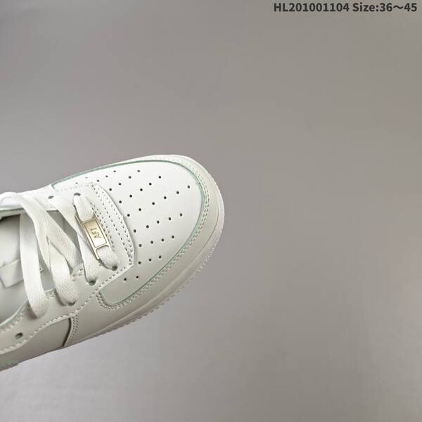 Nike Air Force 1 07 white light green EU 36-45 sneaker