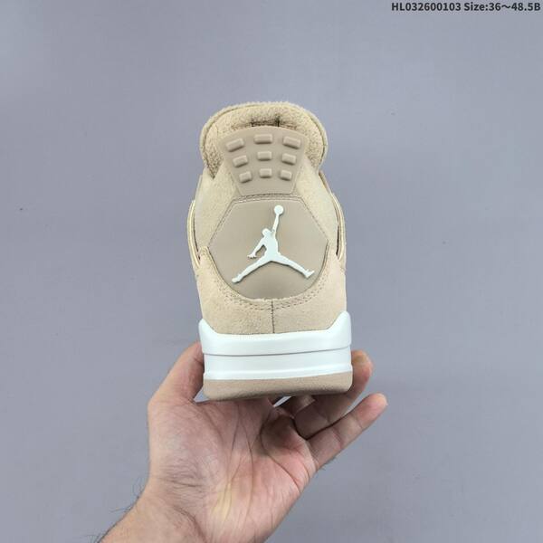 Jordan Air Jordan 4 Retro beige/tan with white accents EU 36-48.5 basketball