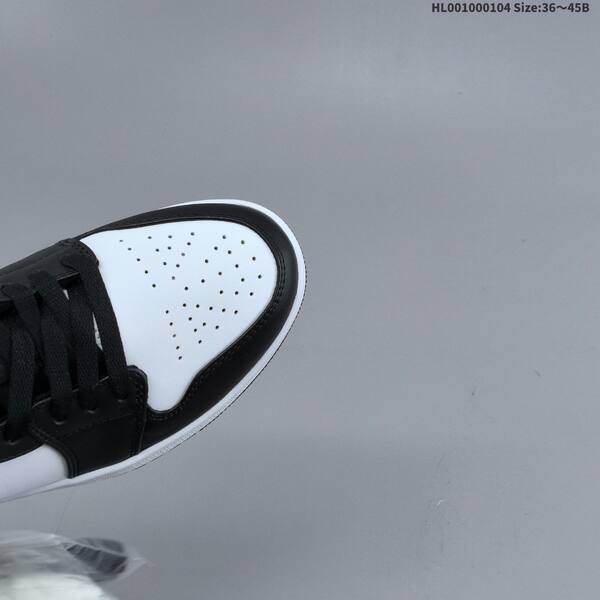 Jordan Air Jordan 1 Low Black/White/Gray EU 36-45 lifestyle