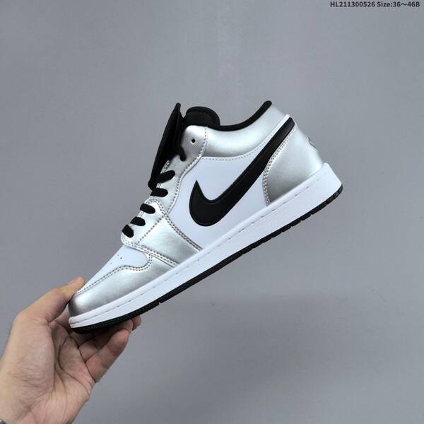 Jordan Air Jordan 1 Low SE silver/white/black 36~46B casual