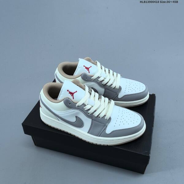 Jordan Air Jordan 1 Low White/Light Smoke Grey EU 36-45 basketball
