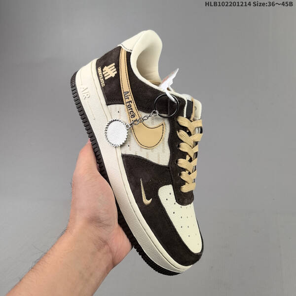 Nike Air Force1 07 low supreme lifestyle