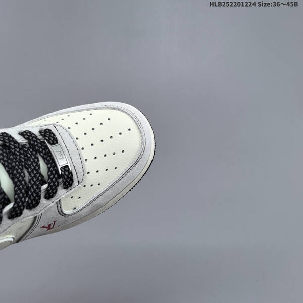 Nike Air Force1 07 low LV C lifestyle