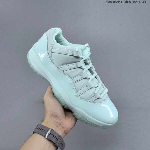 Jordan Air Jordan 11 Retro Low White/Icy Blue EU 36-47.5 basketball