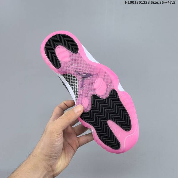 Jordan Air Jordan 11 Retro Black/Pink/White EU 36-47.5 basketball