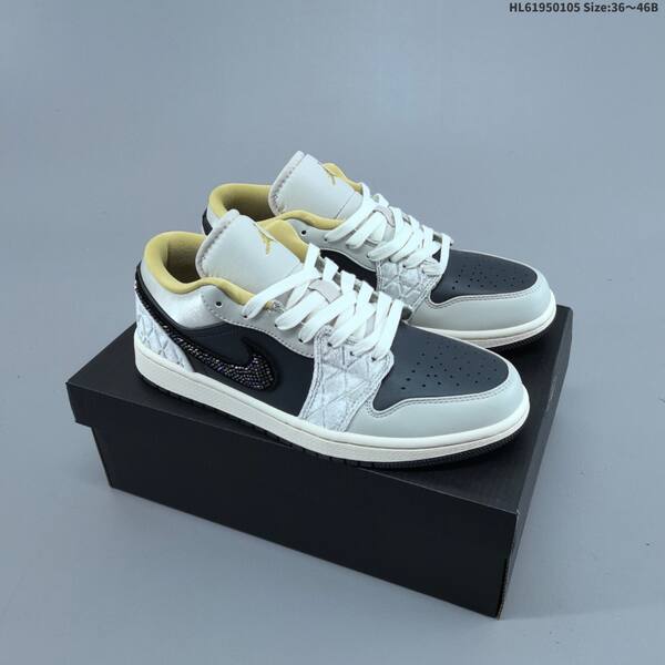 Jordan Air Jordan 1 Low SE white/lilac/cream EU 36-46 lifestyle
