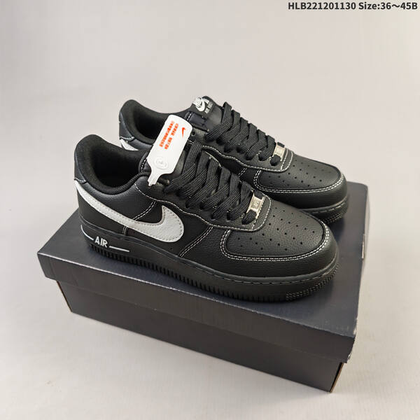 Nike Air Force 1 07 lifestyle