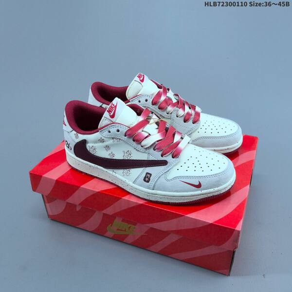 Jordan Air Jordan 1 Low x Travis Scott White/Black/Red EU 36-45 lifestyle