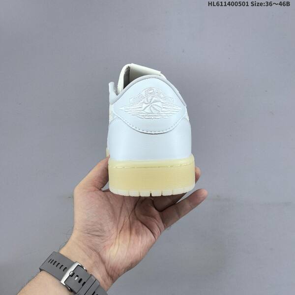 Jordan Air Jordan 1 Retro Low OG White/Cream with floral embroidery EU 36-46 casual