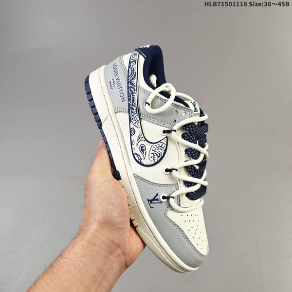 NIKE DUNK SB LOW lifestyle