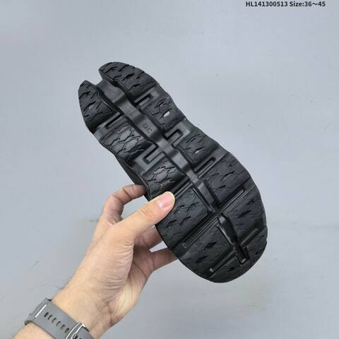 On Running Cloudmonster 3 Triple Black EU 36-45 Running Shoe Running Sneakers - Unisex (BS-69554)