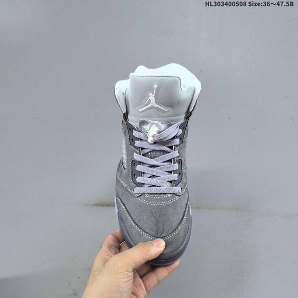 Jordan Air Jordan 5 Retro wolf grey / grey / white EU 36-47.5 basketball