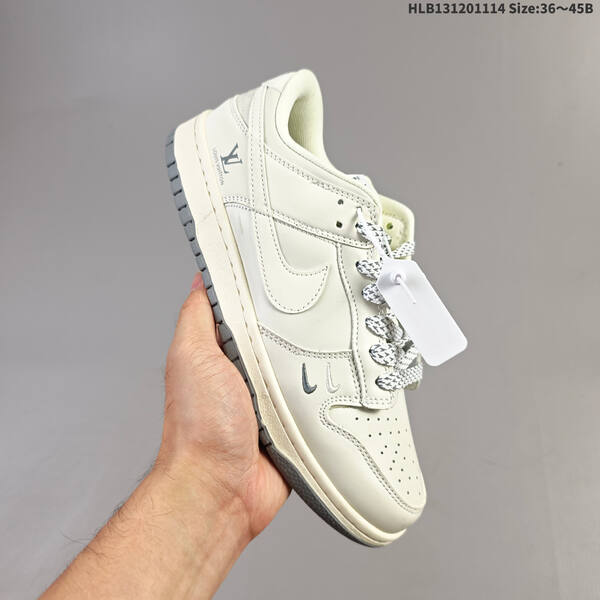NIKE DUNK SB LOW lifestyle