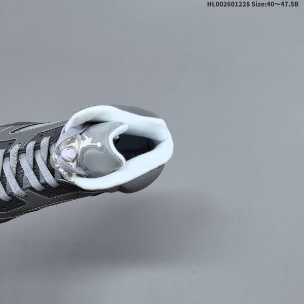 Jordan Air Jordan 5 Retro Wolf Grey EU 40-47.5 basketball