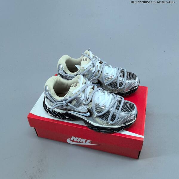 Nike V5 RNR silver pink black white EU 36-45 running shoe